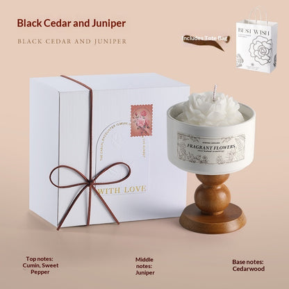Detailed scent notes for Black Cedar and Juniper: Top notes: cumin, sweet, pepper; Middle notes: juniper; Base notes: cedarwood