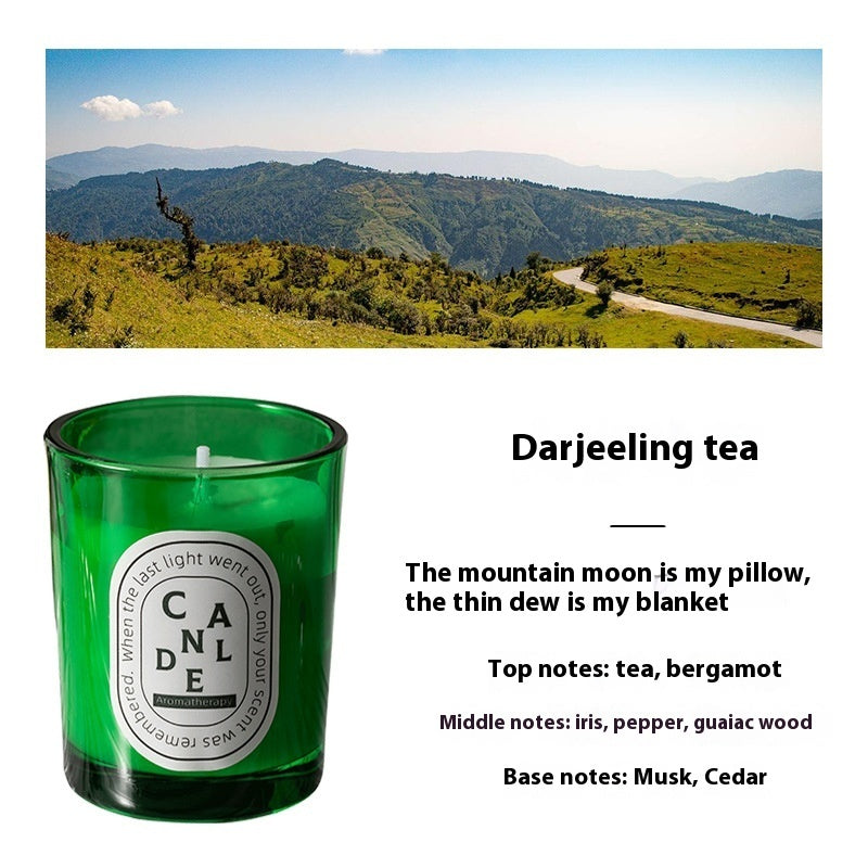 Detailed scent notes for darjeeling tea candle: Top notes: tea, bergamot; middle notes: iris, pepper, guaiac wood; base notes: musk, cedar.